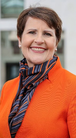 Elizabeth de Somer - Chief Executive Officer Elizabeth de Somer - Chief Executive Officer